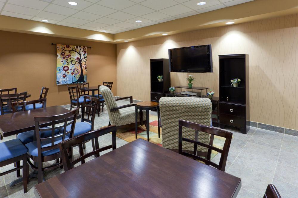 Holiday Inn Express & Suites Ashtabula-Geneva By Ihg Austinburg Экстерьер фото