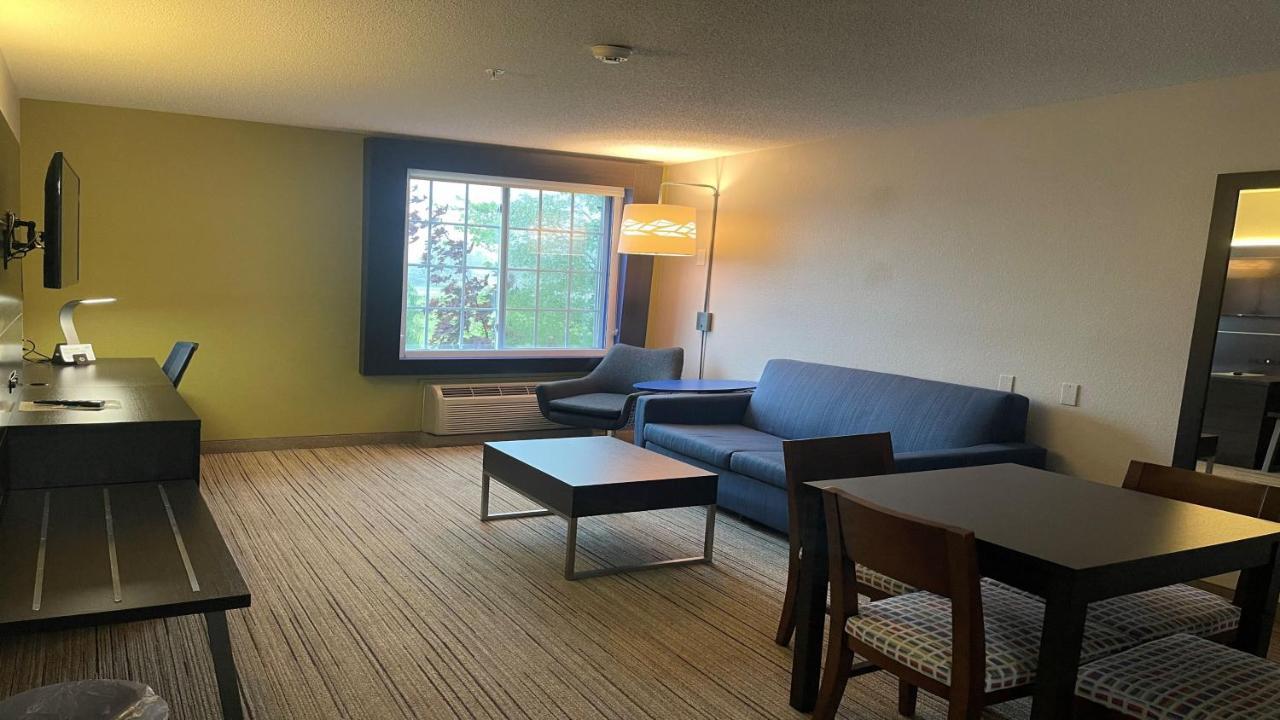 Holiday Inn Express & Suites Ashtabula-Geneva By Ihg Austinburg Экстерьер фото
