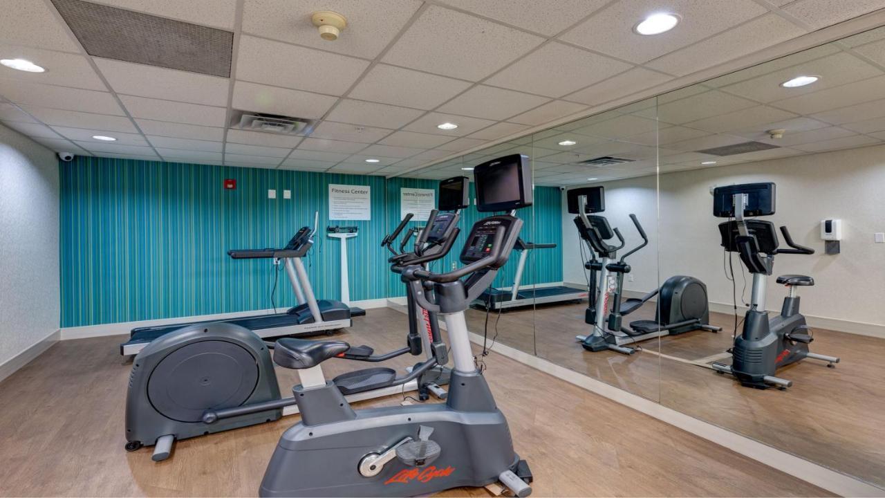 Holiday Inn Express & Suites Ashtabula-Geneva By Ihg Austinburg Экстерьер фото